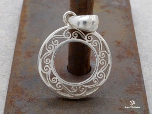 PA419 Pendentif Tibétain Argent Massif