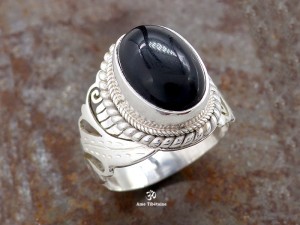 BA288 Bague Tibétaine Argent Massif Onyx. Taille 58