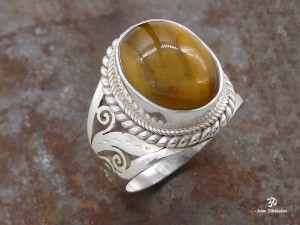 BA289 Bague Tibétaine Argent Massif Oeil de Tigre. Taille 60