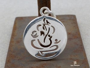 PA424 Pendentif Argent Massif Ganesh, Le dieu hindou à la tête d'éléphant
