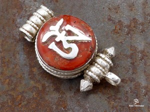 PA425 Pendentif Argent Massif Ghau Om