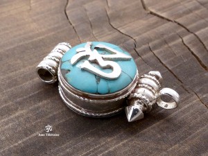 PA426 Pendentif Argent Massif Ghau Om