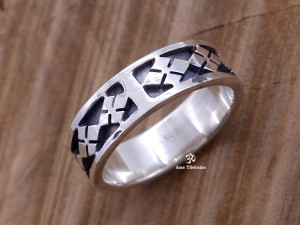 BA263 Bague Tibétaine Argent Massif Tête de Mort. Taille 55