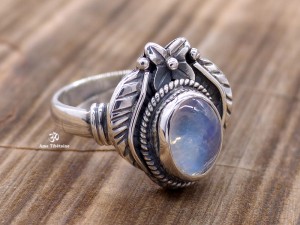 BA292 Bague Tibétaine Argent Massif Labradorite. Taille Réglable