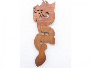 DMD54. Dragon en Bois
