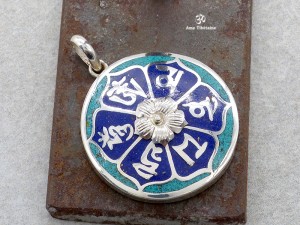 PA95 Pendentif Argent Massif Mantra Tibétain Om Mani Padme Hum