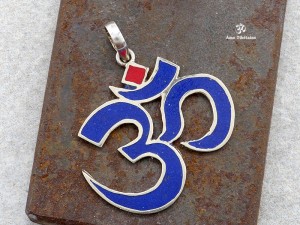 PA107 Pendentif Argent Massif Om Lapis Lazuli