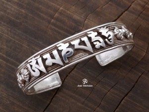 BRA49 Bracelet Tibétain Argent Massif Mantra Bouddhiste