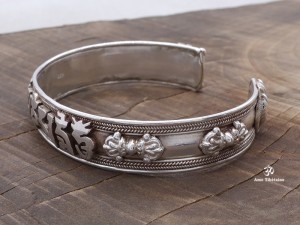BRA49 Bracelet Tibétain Argent Massif Mantra Bouddhiste