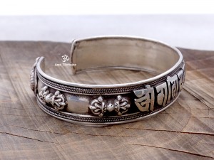 BRA39 Bracelet Tibétain Argent Massif Mantra Bouddhiste