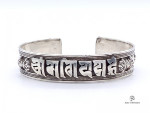 BRA39 Bracelet Tibétain Argent Massif Mantra Bouddhiste