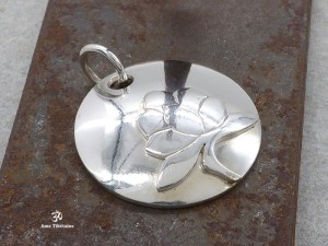 PA164 Pendentif Argent Massif Fleur de Lotus