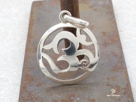 PA263 Pendentif Argent Massif Om Sanskrit