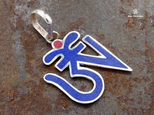 PA354 Pendentif Argent Massif Om