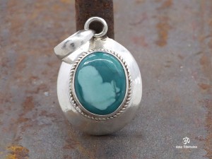 PA332 Pendentif Tibétain Argent Massif Turquoise
