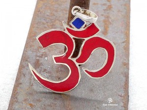 PA190 Pendentif Tibétain Argent Massif Om