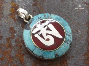 PA193 Pendentif Argent Massif Om Tibétain