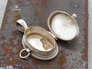 PA385 Pendentif Argent Massif Ghau Om