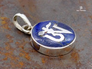 PA383 Pendentif Argent Massif Om
