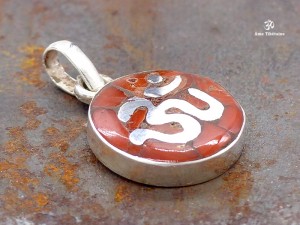 PA382 Pendentif Argent Massif Om