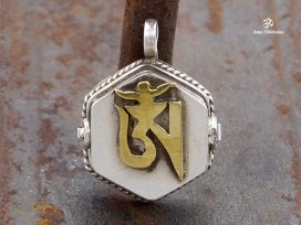 PA386 Pendentif Argent Massif Ghau Om