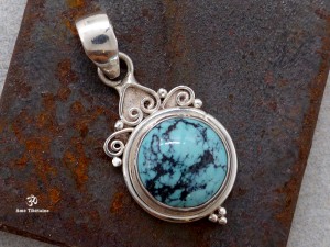 PA290 Pendentif Tibétain Argent Massif Turquoise