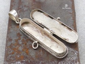 PA388 Pendentif Argent Massif Ghau Mantra Tibétain