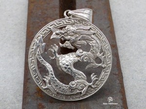 PA181 Pendentif Tibétain Argent Massif Dragon