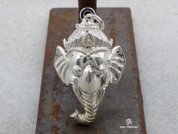 PA225 Pendentif Argent Massif Ganesh, Le dieu hindou à la tête d'éléphant