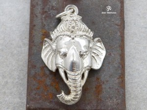 PA225 Pendentif Argent Massif Ganesh, Le dieu hindou à la tête d'éléphant