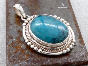 PA269 Pendentif Tibétain Argent Massif Turquoise
