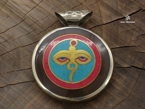 PD85 Pendentif Yeux de Bouddha Mantra Noeud Sans Fin