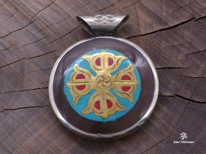 PD84 Pendentif Mandala Dorje Noeud Sans Fin