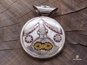 PD25 Pendentif Mantra Noeud Sans Fin Dorje Vajra
