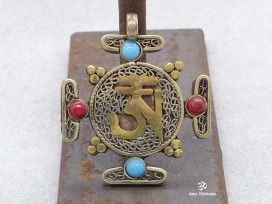 PD02 Pendentif Om Tibétain Sanskrit Mandala 
