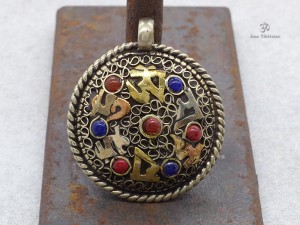 PD74 Pendentif Tibétain Mantra