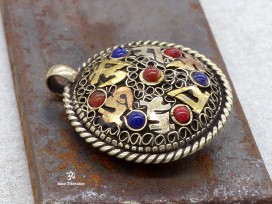 PD74 Pendentif Tibétain Mantra