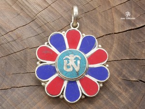 PD79 Pendentif Tibétain Om