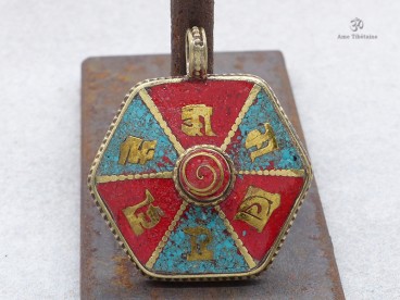 PD40 Pendentif Tibétain Mantra