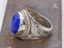 BA143 Bague Tibétaine Argent Massif Lapis Lazuli. Taille 56