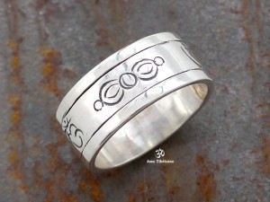BA190. Bague Argent Massif Mantra Tibétain Om Mani Padme Hum