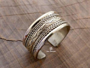 BD69 Bague Tibétaine