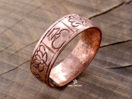 BD74 Bague Tibétaine Cuivre Signes Auspicieux