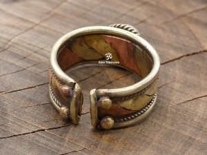 BD54 Bague Tibétaine