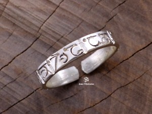BD70 Bague Mantra Tibétain Om Mani Padme Hum