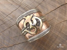 BD95 Bague Tibétaine 3 Métaux Om