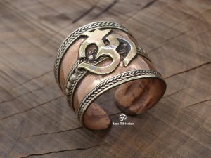BD95 Bague Tibétaine 3 Métaux Om