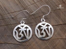 BdOA74 Boucles d’Oreille Tibétaines Argent Massif Om