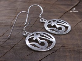 BdOA74 Boucles d’Oreille Tibétaines Argent Massif Om