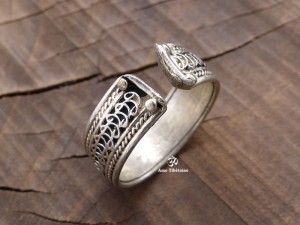 BD81 Bague Tibétaine Filigrane
